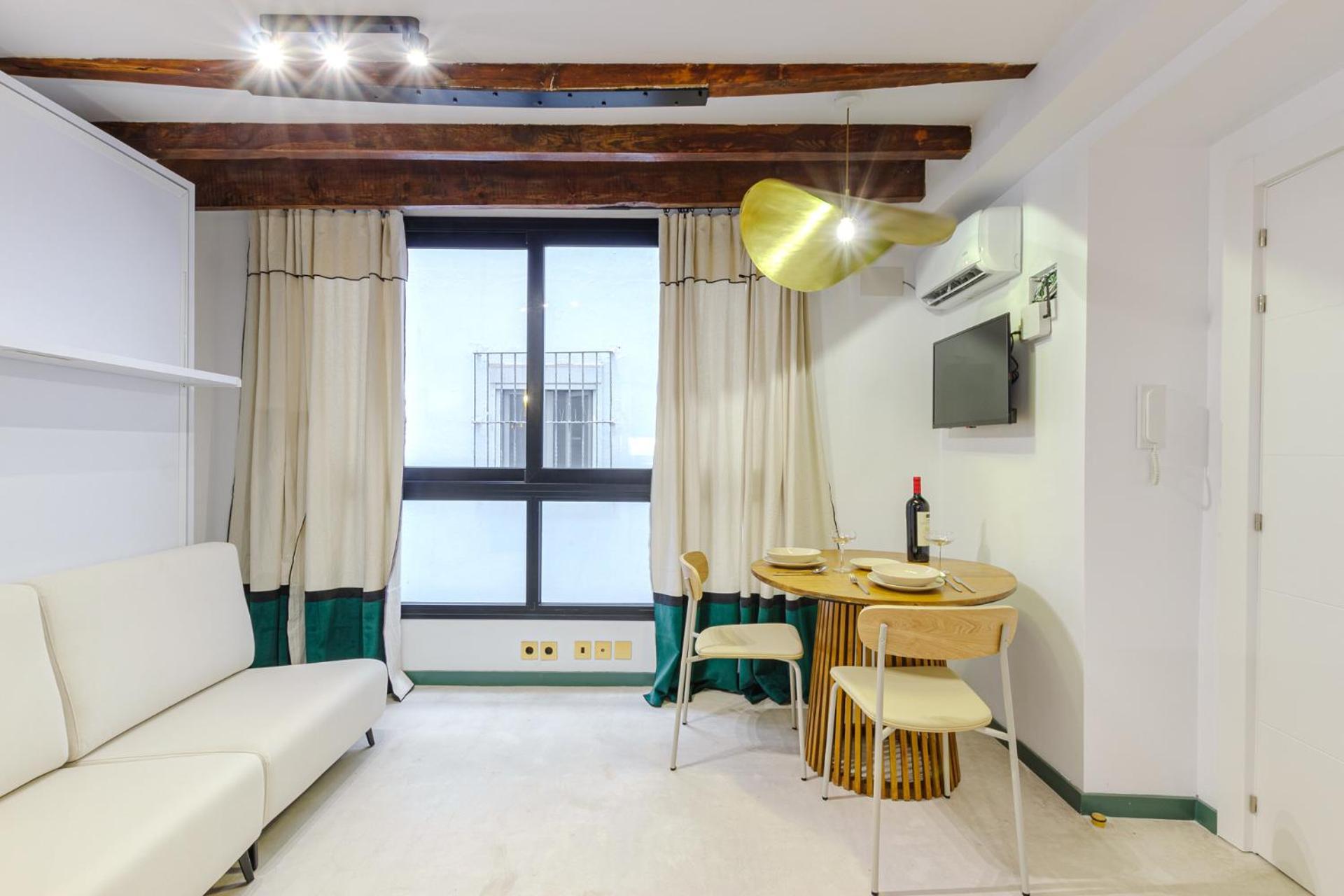 Refined And Practical Studio In Historic Center Of Alicante Extérieur photo
