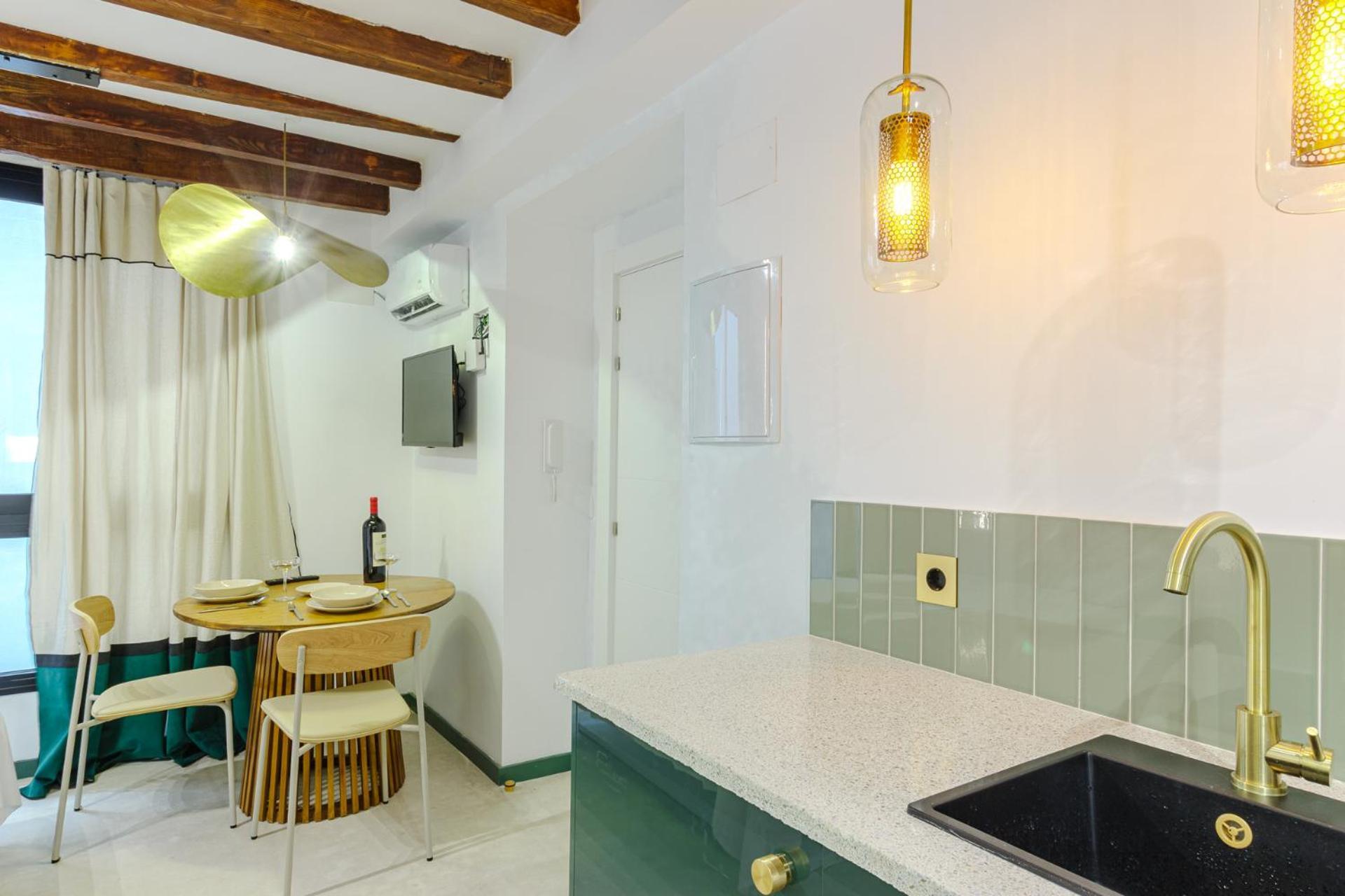 Refined And Practical Studio In Historic Center Of Alicante Extérieur photo