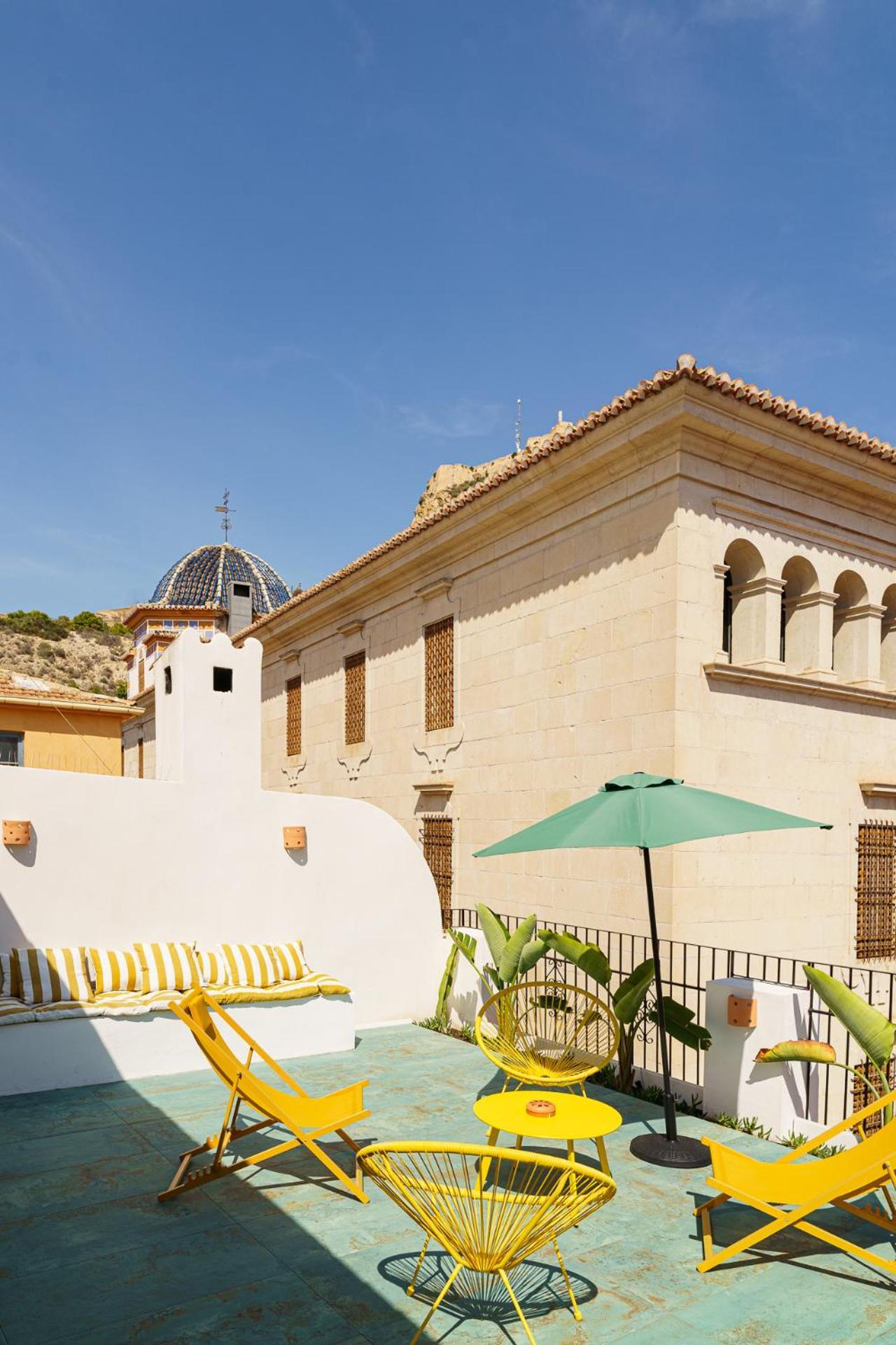 Refined And Practical Studio In Historic Center Of Alicante Extérieur photo